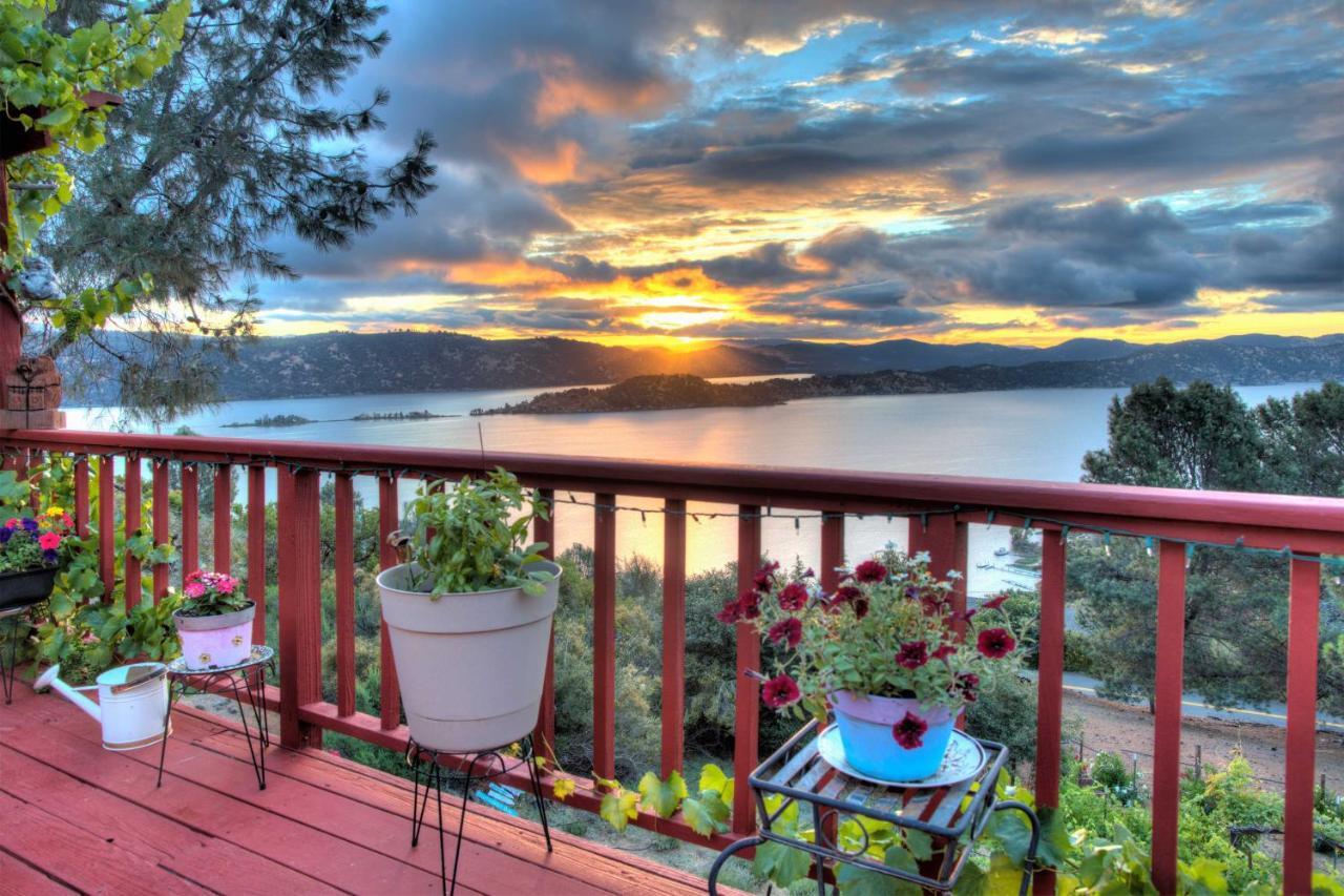 Spacious Kelseyville Home With Large Lakefront Deck! Zewnętrze zdjęcie